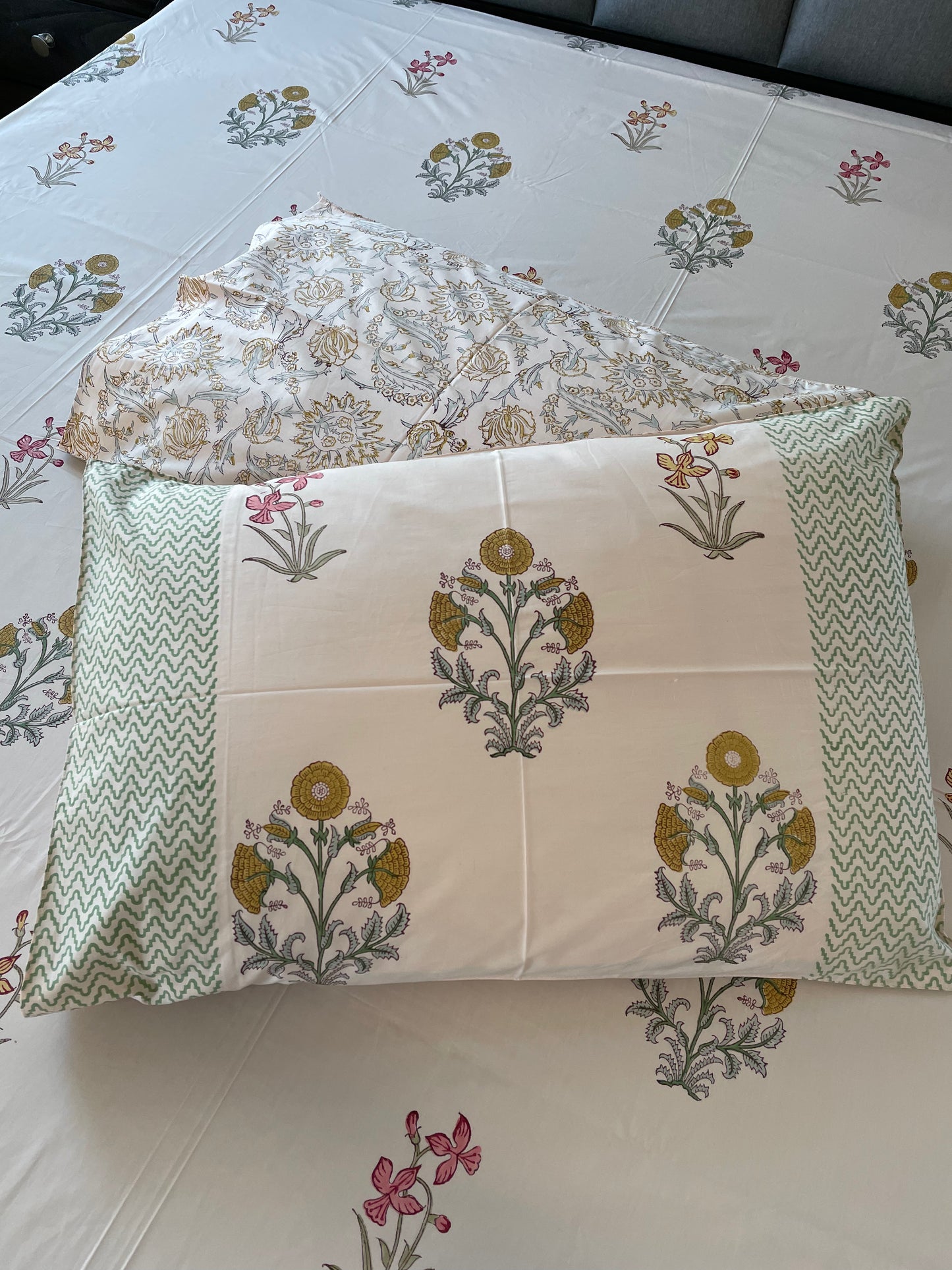 Floral Pink Delight Handblock Printed Cotton Bedsheet