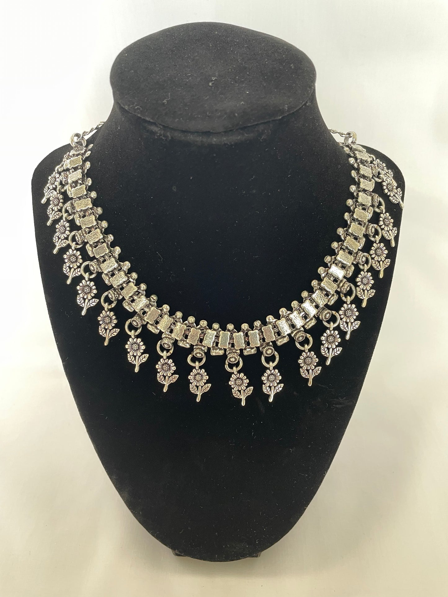 Flower Beads Necklace