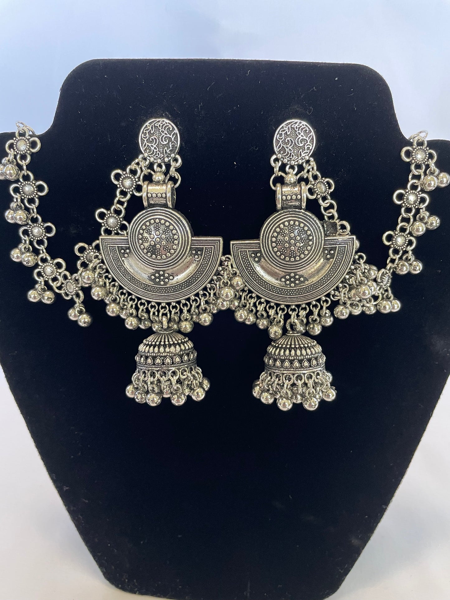 Vintage Vibes Earrings with Hair Chain