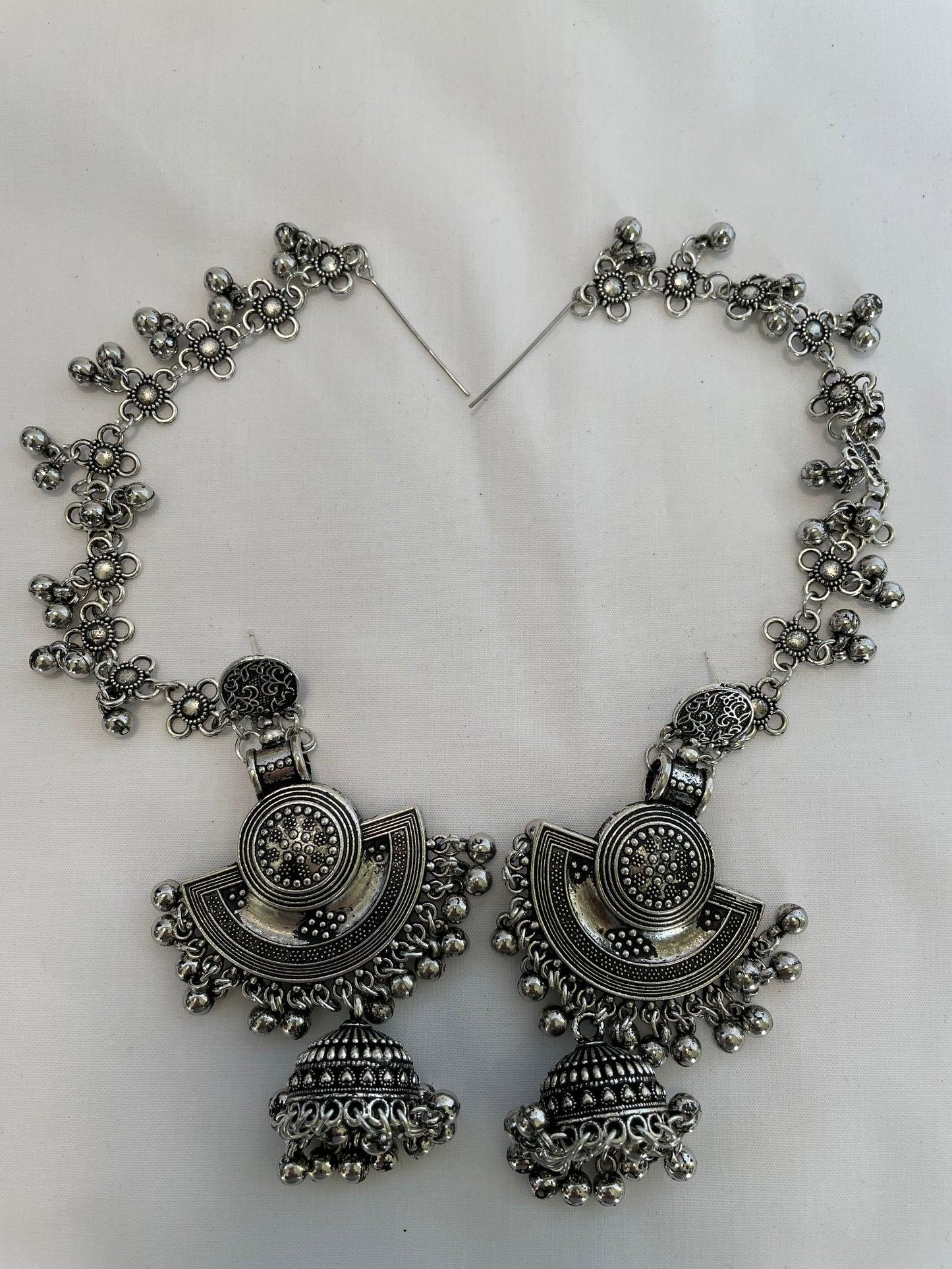 Vintage Vibes Earrings with Hair Chain